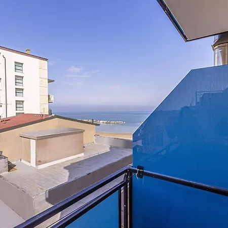 Continental Hotel 3*